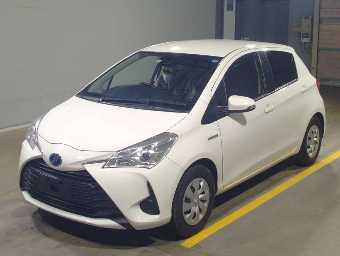 TOYOTA VITZ 2020 Image 1