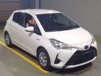 TOYOTA VITZ 2020 Image 3