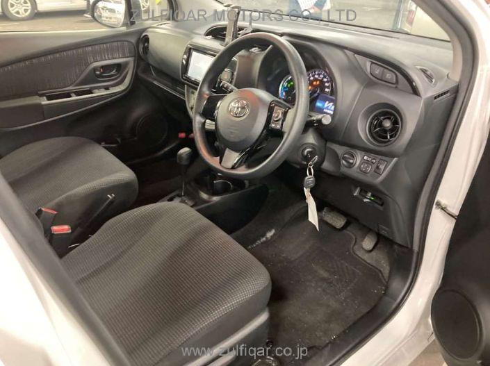 TOYOTA VITZ 2020 Image 5