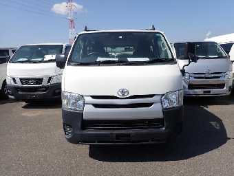TOYOTA HIACE 2016 Image 4