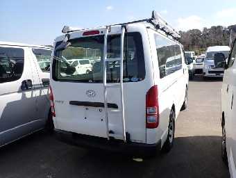 TOYOTA HIACE 2016 Image 6