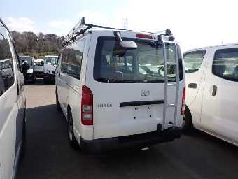 TOYOTA HIACE 2016 Image 8