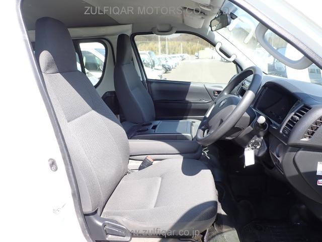 TOYOTA HIACE 2016 Image 10