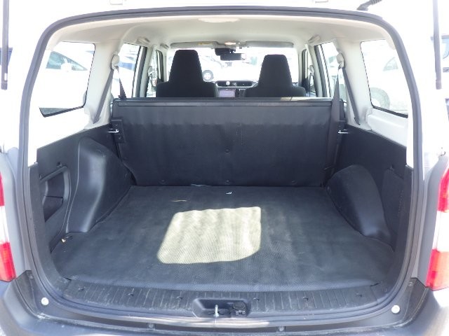 TOYOTA PROBOX 2018 Image 25