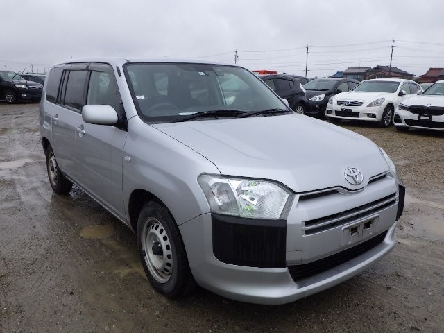 TOYOTA PROBOX 2018 Image 30