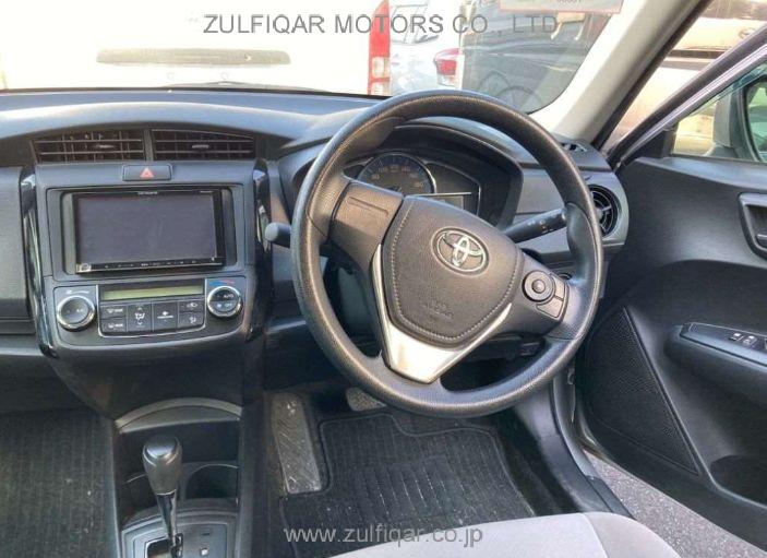 TOYOTA COROLLA AXIO 2015 Image 6