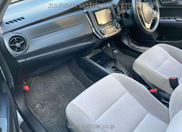 TOYOTA COROLLA AXIO 2015 Image 8