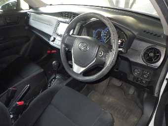 TOYOTA COROLLA AXIO 2018 Image 5