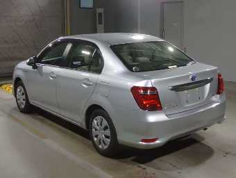 TOYOTA COROLLA AXIO 2015 Image 4