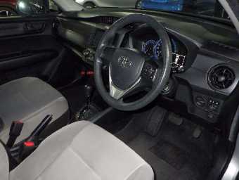 TOYOTA COROLLA AXIO 2015 Image 5