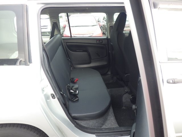 TOYOTA PROBOX 2018 Image 20