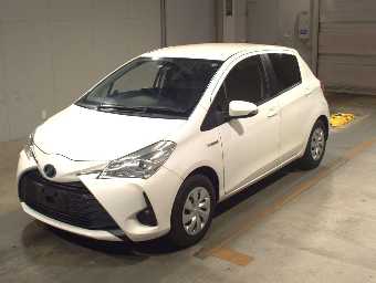 TOYOTA VITZ 2018 Image 1