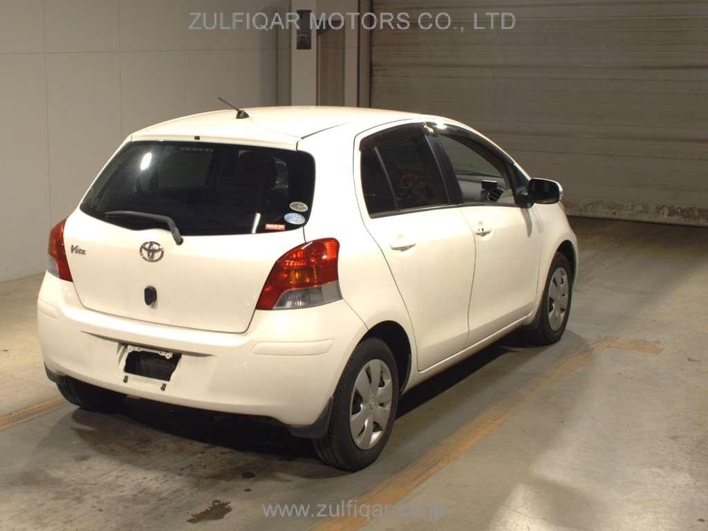 TOYOTA VITZ 2008 Image 2