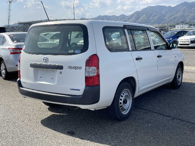 TOYOTA SUCCEED 2017 Image 25