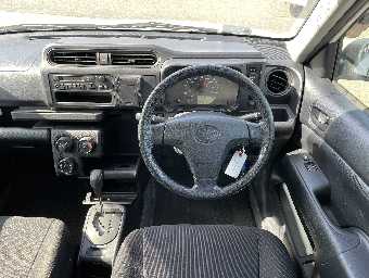 TOYOTA SUCCEED 2017 Image 23