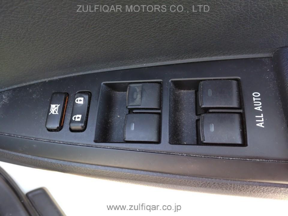 TOYOTA COROLLA AXIO 2017 Image 12