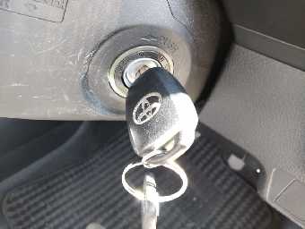 TOYOTA COROLLA AXIO 2017 Image 13