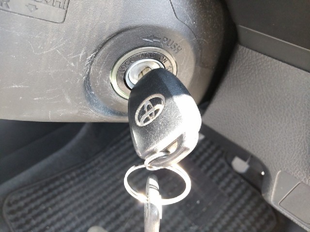 TOYOTA COROLLA AXIO 2017 Image 19