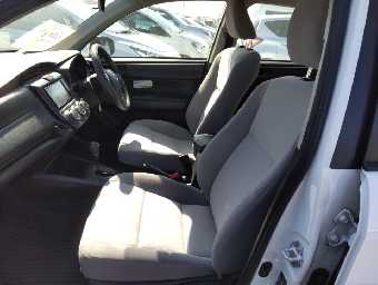 TOYOTA COROLLA AXIO 2017 Image 14