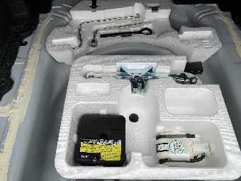 TOYOTA COROLLA AXIO 2017 Image 16