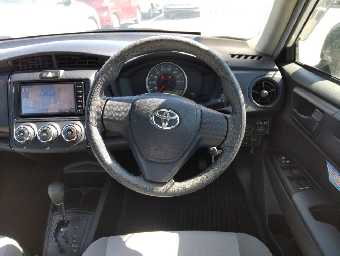 TOYOTA COROLLA AXIO 2017 Image 8