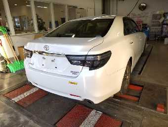 TOYOTA MARK X 2018 Image 7