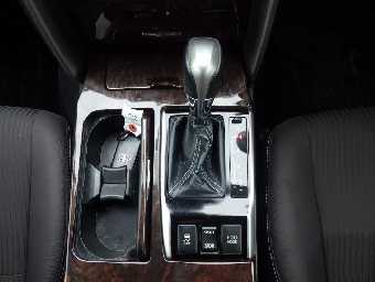 TOYOTA MARK X 2018 Image 17