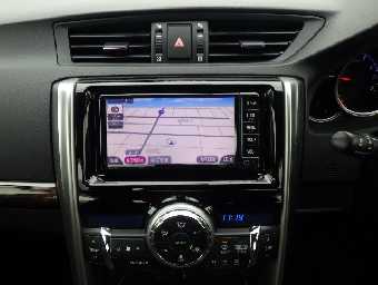 TOYOTA MARK X 2018 Image 18