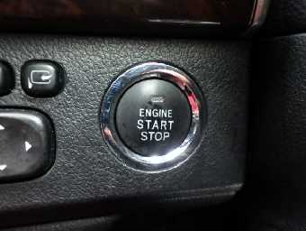 TOYOTA MARK X 2018 Image 19