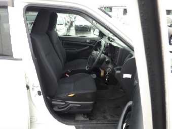 TOYOTA PROBOX 2018 Image 17