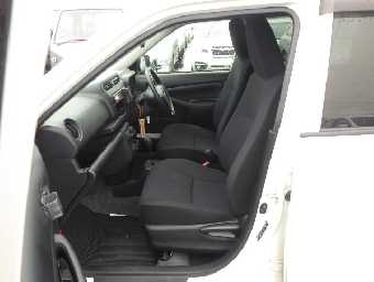 TOYOTA PROBOX 2018 Image 18