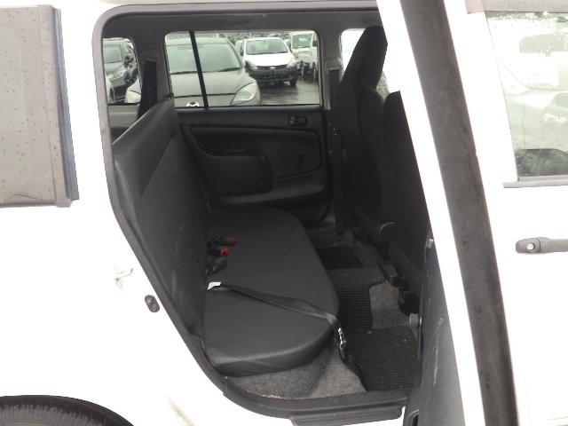 TOYOTA PROBOX 2018 Image 31