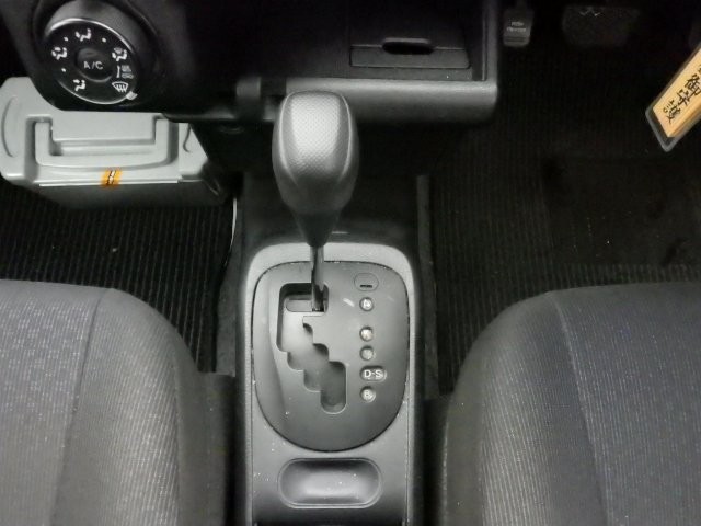 TOYOTA PROBOX 2018 Image 37