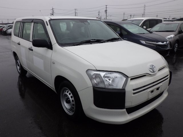 TOYOTA PROBOX 2018 Image 39