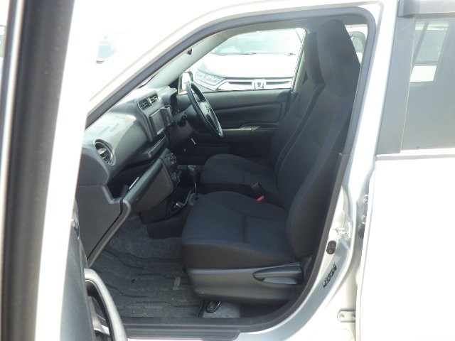 TOYOTA SUCCEED 2018 Image 21