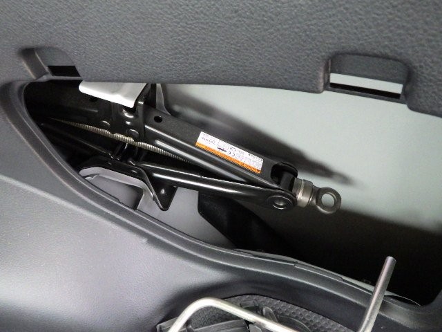 TOYOTA SUCCEED 2018 Image 27