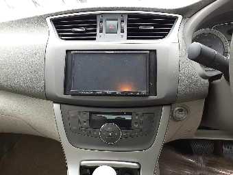 NISSAN SYLPHY 2017 Image 6