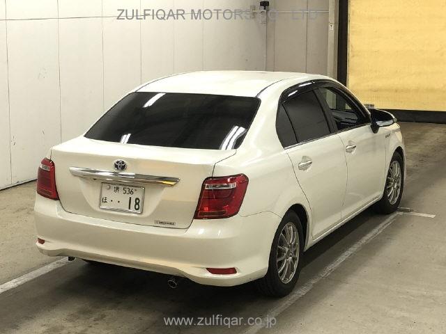 TOYOTA COROLLA AXIO 2015 Image 4