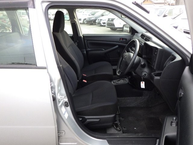 TOYOTA PROBOX 2018 Image 25