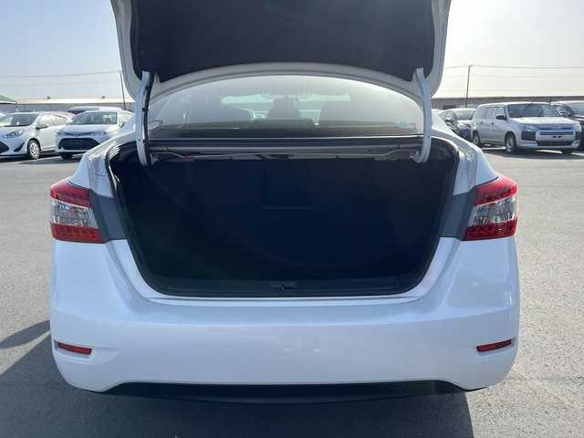 NISSAN SYLPHY 2017 Image 20