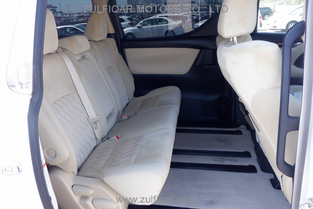 TOYOTA ALPHARD 2019 Image 12