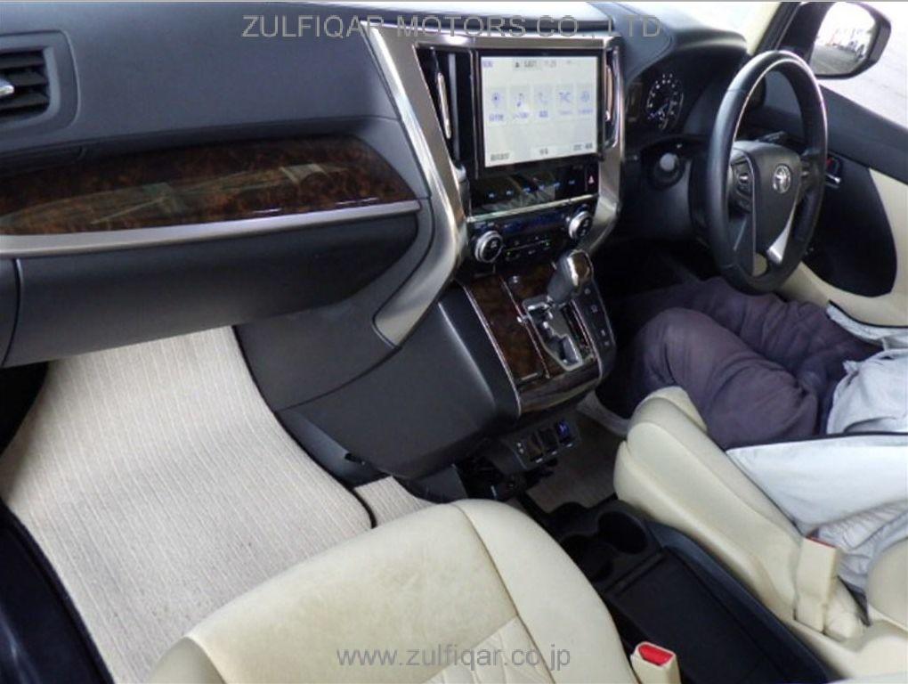 TOYOTA ALPHARD 2019 Image 3