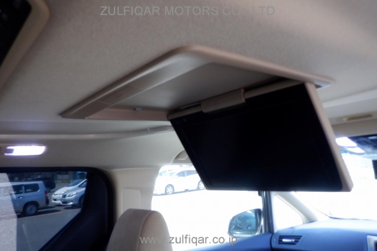 TOYOTA ALPHARD 2019 Image 10