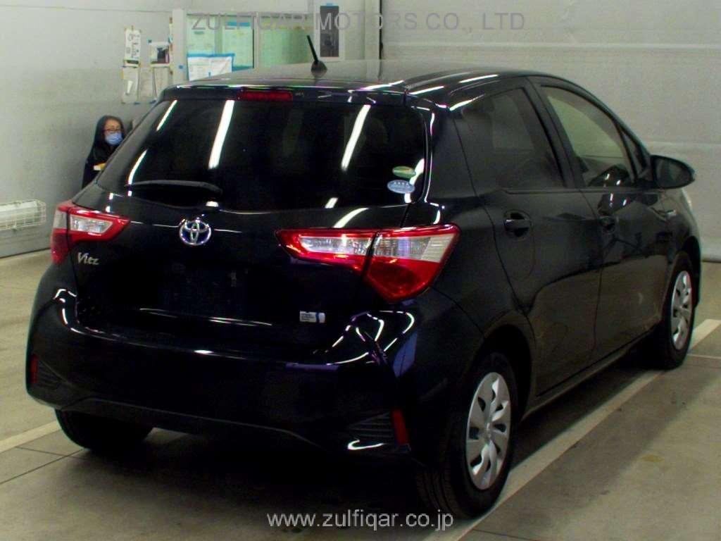 TOYOTA VITZ 2018 Image 2