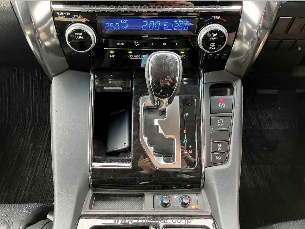 TOYOTA VELLFIRE 2019 Image 9