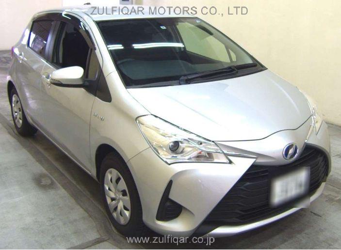 TOYOTA VITZ 2017 Image 3