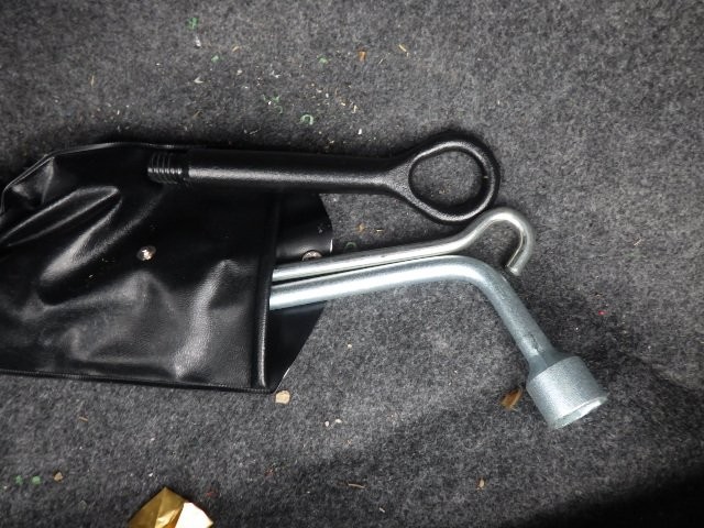 TOYOTA NOAH 2017 Image 27