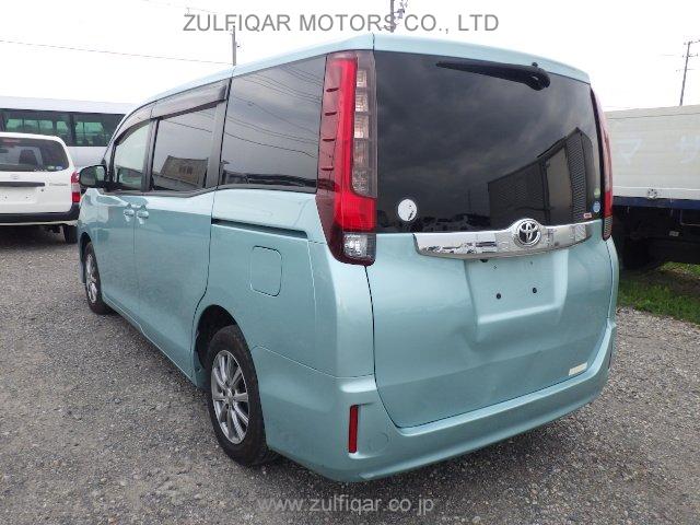 TOYOTA NOAH 2017 Image 33