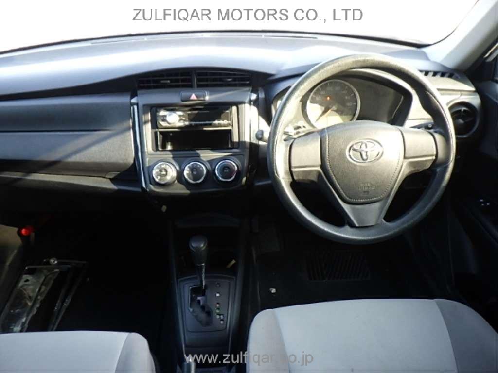 TOYOTA COROLLA AXIO 2017 Image 6