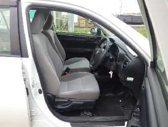 TOYOTA COROLLA AXIO 2017 Image 6